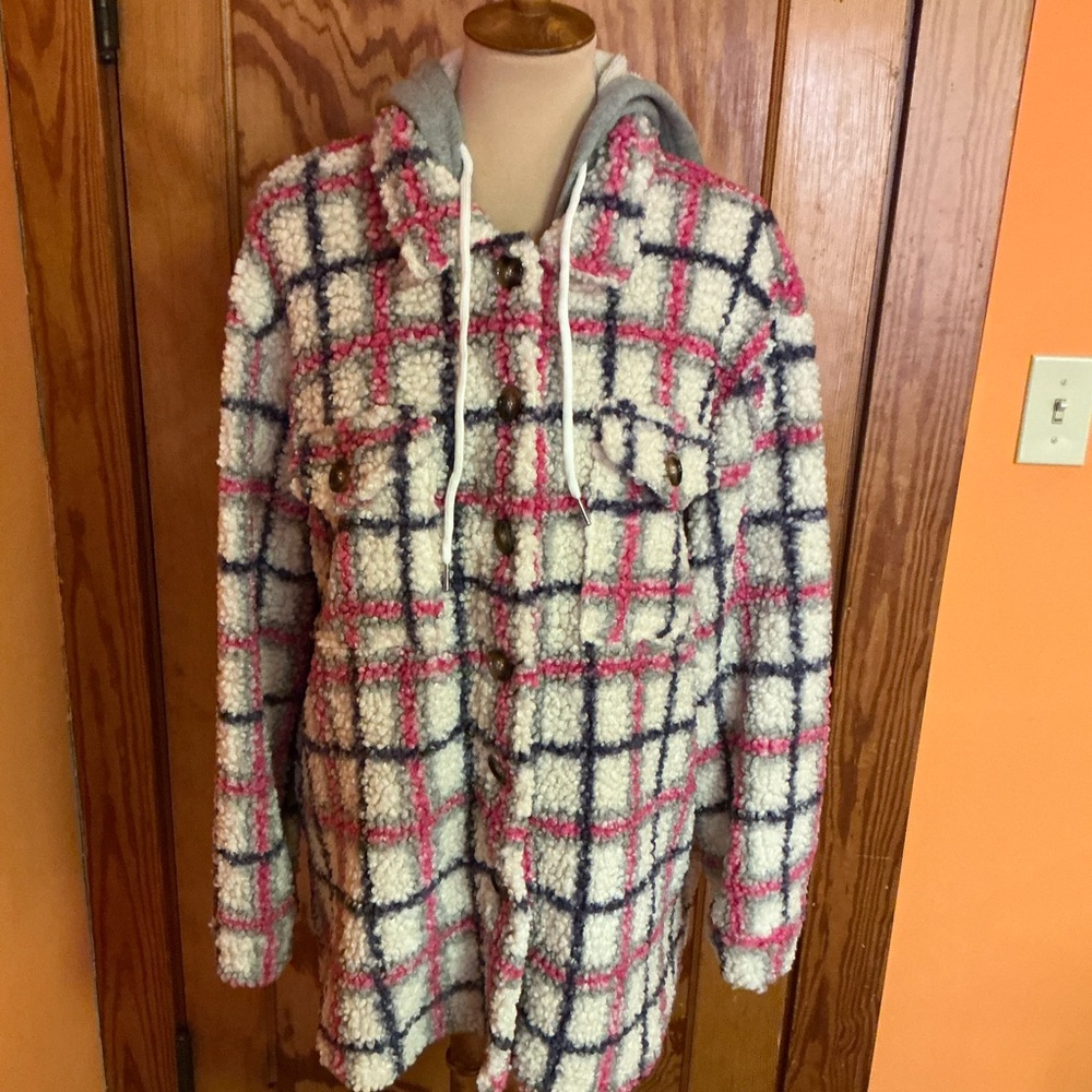 Davi & Dani Fuzzy Plaid Shacket - Picture 8 of 11